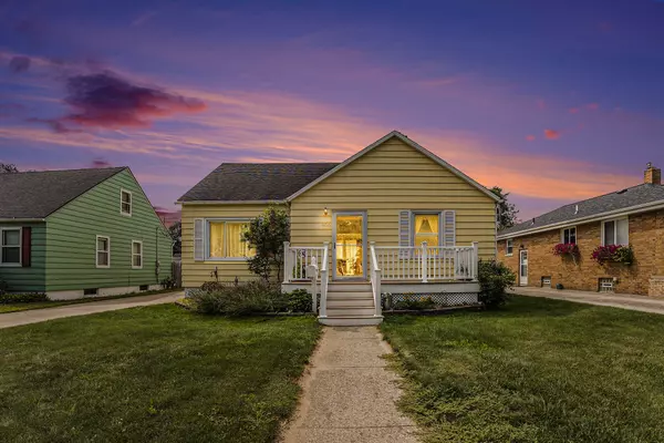 Grand Haven, MI 49417,906 Grant Avenue