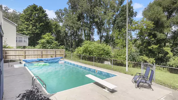 Jackson, MI 49203,1622 Gary Paul Lane