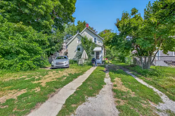 Muskegon, MI 49441,827 W Larch Avenue