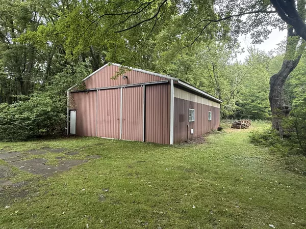 Muskegon, MI 49445,1898 Benjamin Road