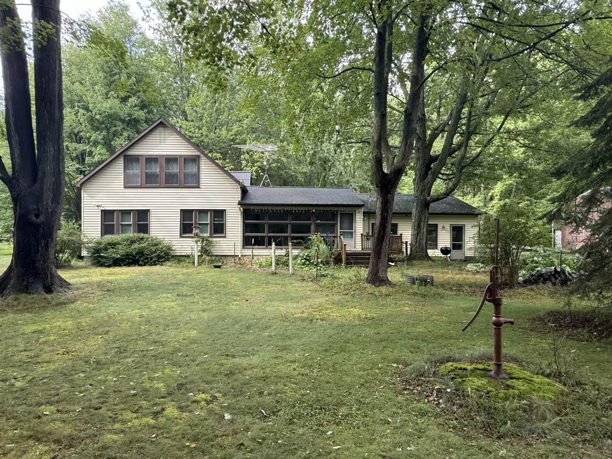 Muskegon, MI 49445,1898 Benjamin Road