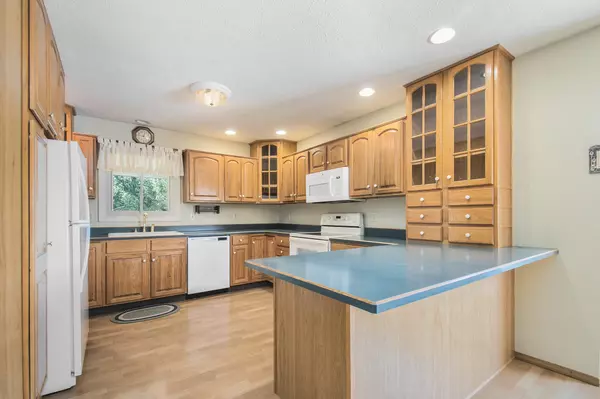 Niles, MI 49120,60557 Wood Road