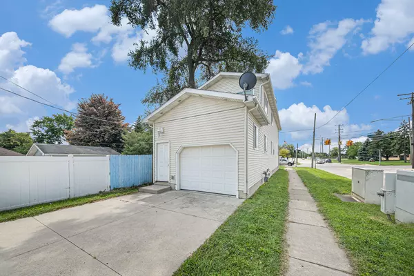 Monroe, MI 48162,942 W Elm Avenue