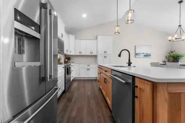 Hillsdale, MI 49242,245 Auseon Court