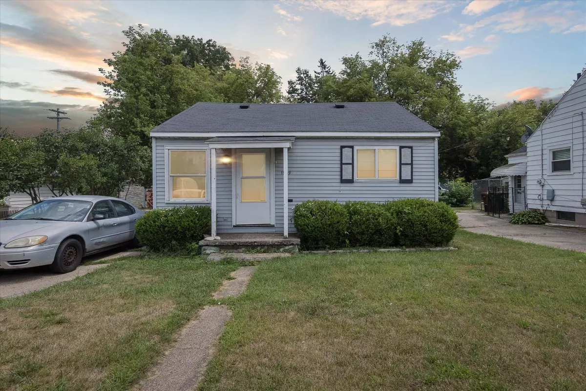 Lansing, MI 48910,1529 S Pennsylvania Avenue