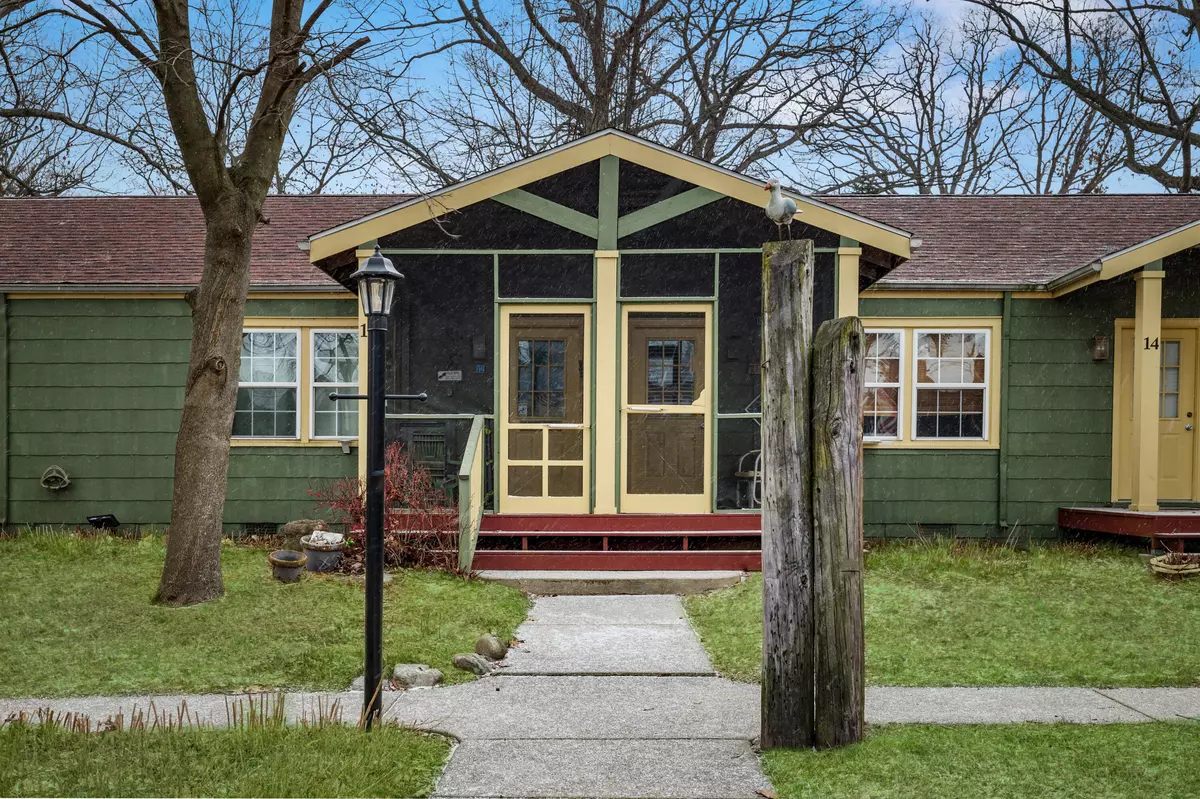 Union Pier, MI 49129,15657 Lakeshore Road #12