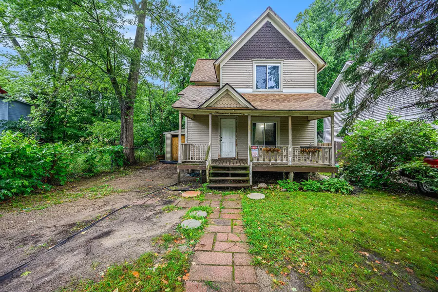 705 Fenimore Avenue, Kalamazoo, MI 49048