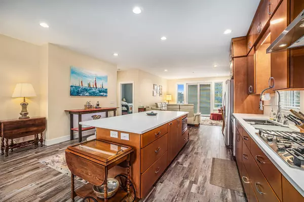 Ludington, MI 49431,805 W Loomis Street