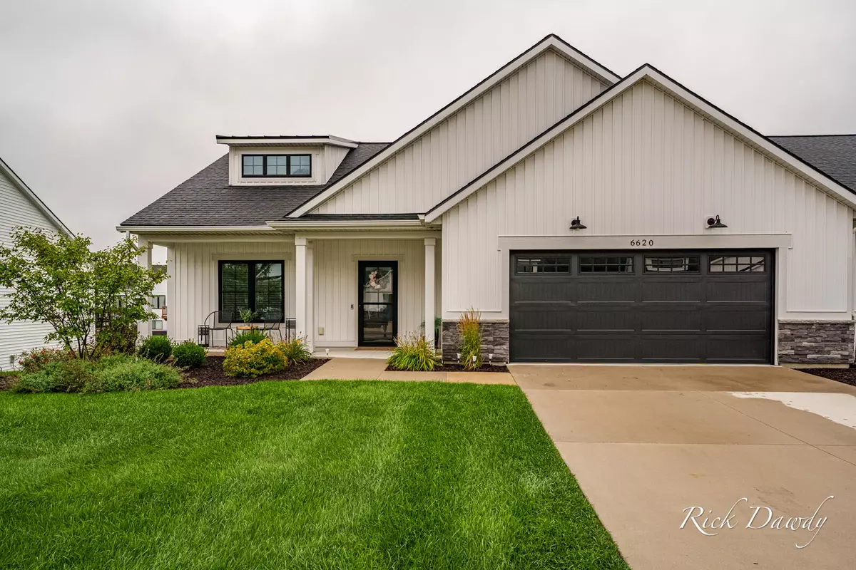 Hudsonville, MI 49426,6620 Sheldon Crossing Drive