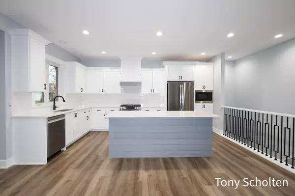 Hudsonville, MI 49426,5145 Blendon Woods Court #16