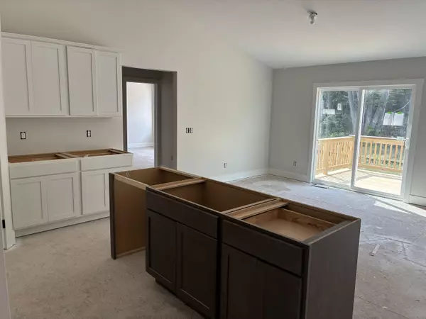 Spring Lake, MI 49456,1915 Lowe Drive