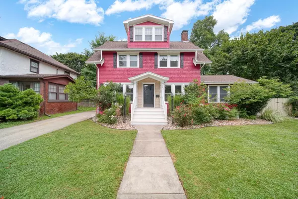 Jackson, MI 49203,734 Oakridge Drive