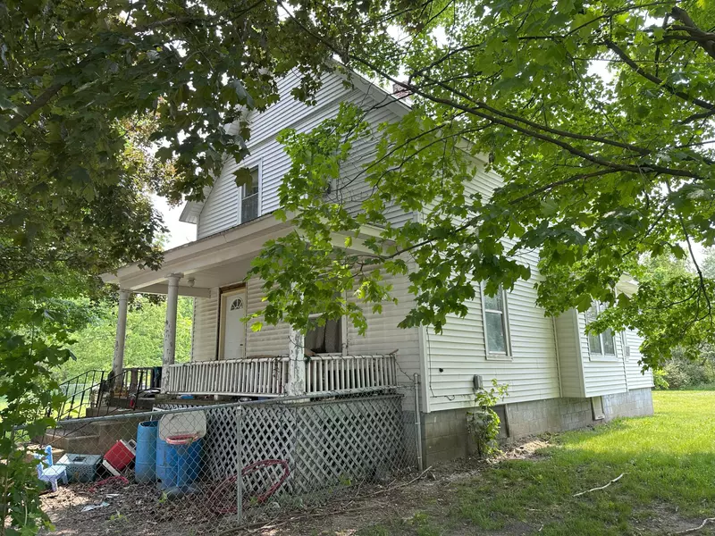 2008 E Stockbridge Avenue, Kalamazoo, MI 49001