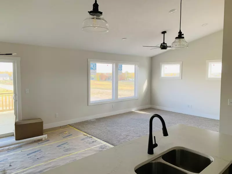 977 Ellerston NW Street, Comstock Park, MI 49321