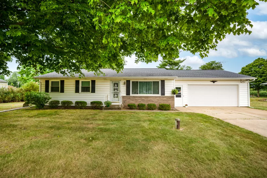 9095 Douglas Avenue, Kalamazoo, MI 49009