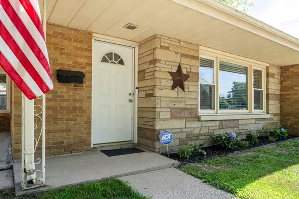 St. Joseph, MI 49085,2019 Sunset Drive