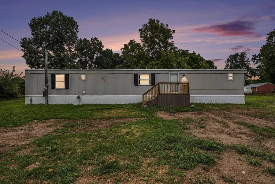 630 W Long Lake Road, Orleans, MI 48865