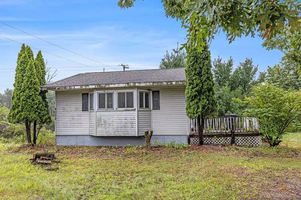 Orleans, MI 48865,4009 W Long Lake Road