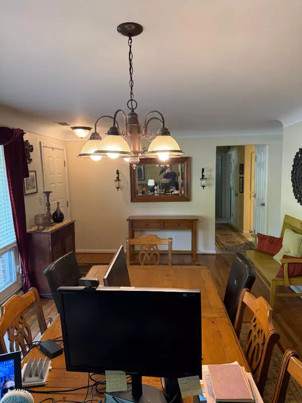 Troy, MI 48084,133 Kirk Lane Drive