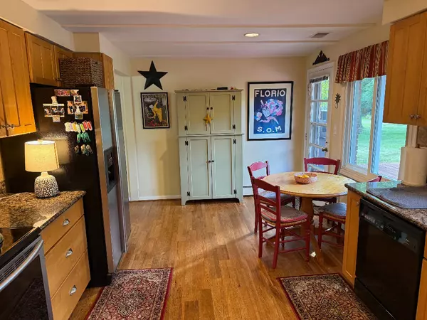Troy, MI 48084,133 Kirk Lane Drive