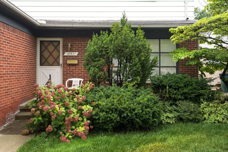 14571 Ludlow Street, Oak Park, MI 48237