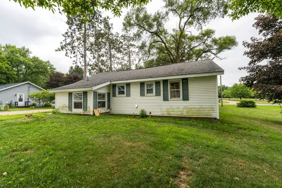 86416 Michigan Avenue, Decatur, MI 49045