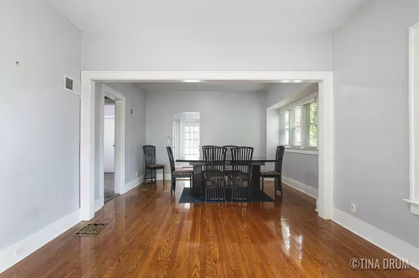 Grand Rapids, MI 49507,1010 Oakdale SE Street