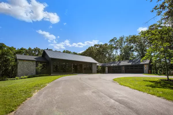 4225 Wilden Ridge NE Drive, Ada, MI 49301