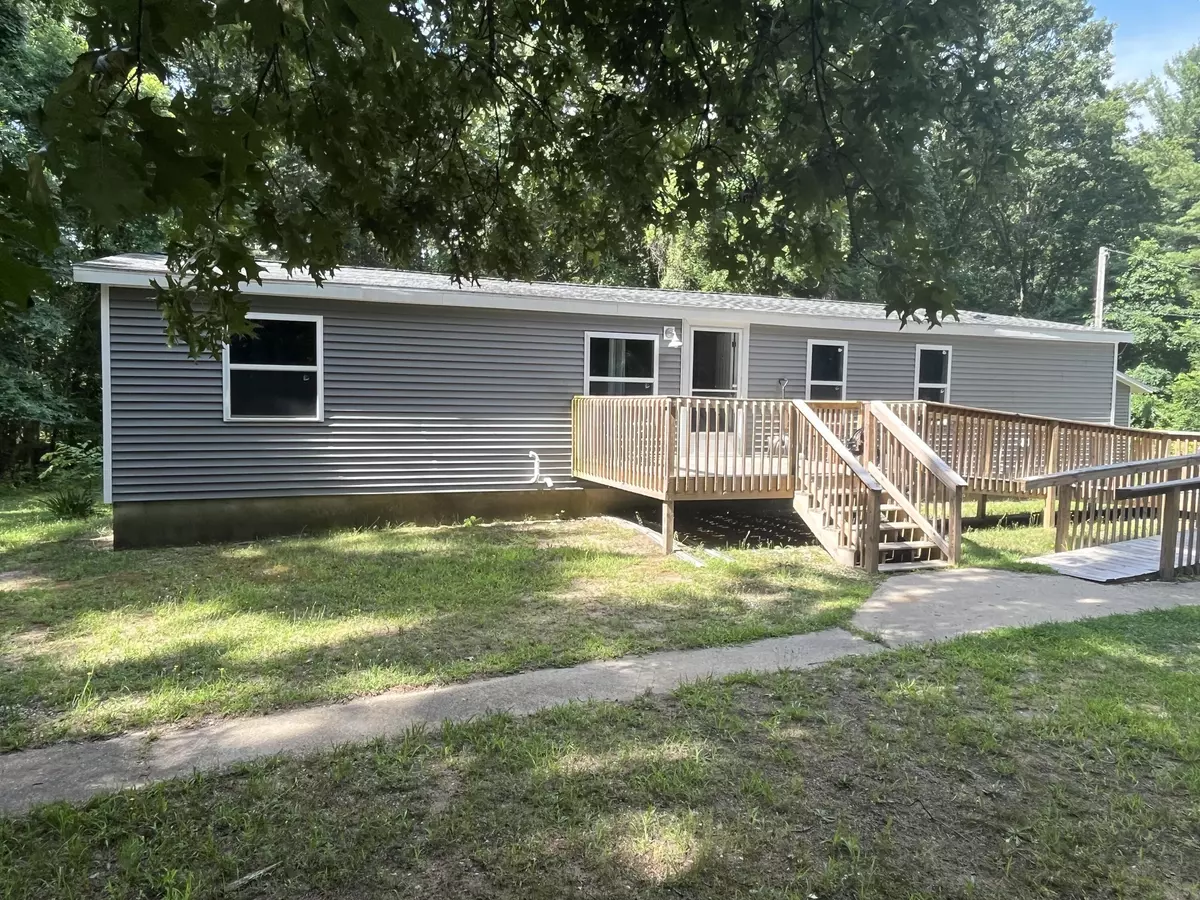 Allegan, MI 49010,3306 Academy Street