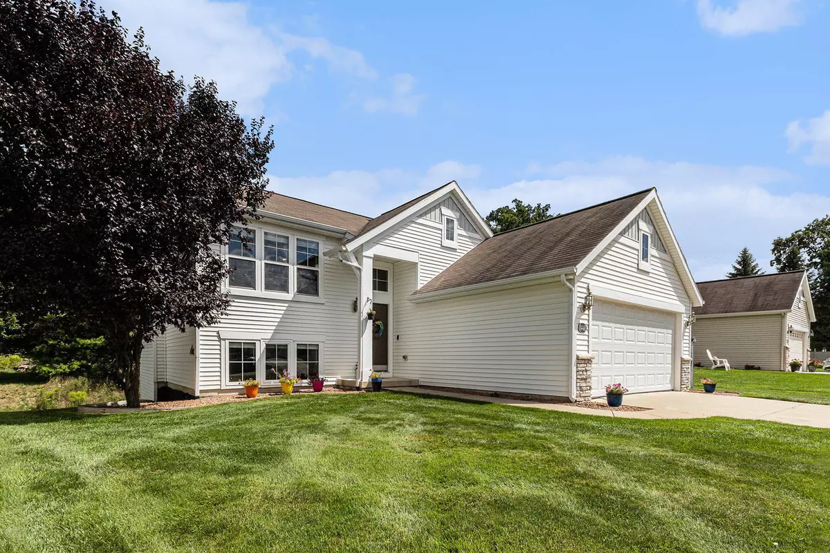 Jenison, MI 49428,8448 Tucker Court