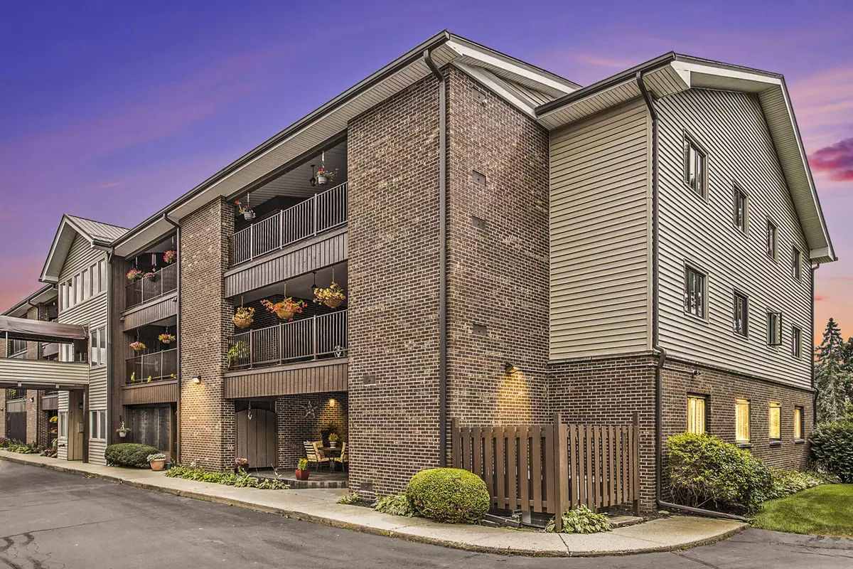 Battle Creek, MI 49015,251 W Columbia W Avenue #1