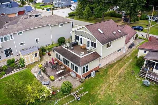 Edwardsburg, MI 49112,68800 S Shore Drive