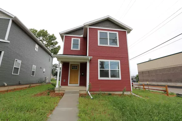 362 Fox SW Street, Grand Rapids, MI 49507