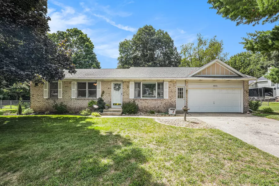 6513 Kuttshill NE Drive, Rockford, MI 49341