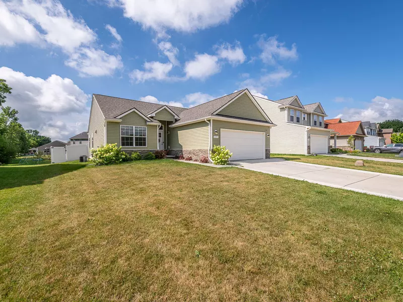 691 Goldfinch Lane, Milan, MI 48160