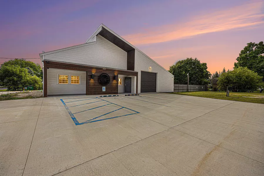 403 S Main Street, Crystal, MI 48818