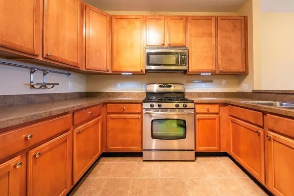 Ann Arbor, MI 48103,854 W Summerfield Glen W Circle #116