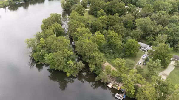 Buchanan, MI 49107,E River Road