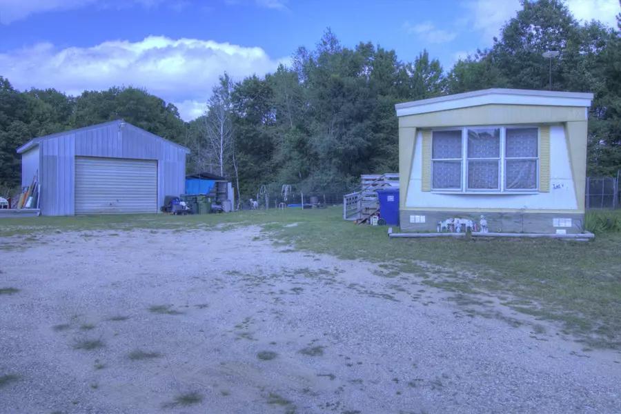 8893 Sanders Road, Vestaburg, MI 48891