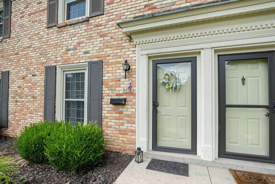 2470 Abbington SE Drive, Grand Rapids, MI 49506