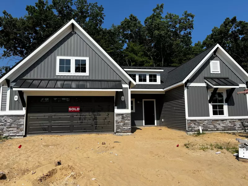 17447 Baltrusol Drive, Spring Lake, MI 49456