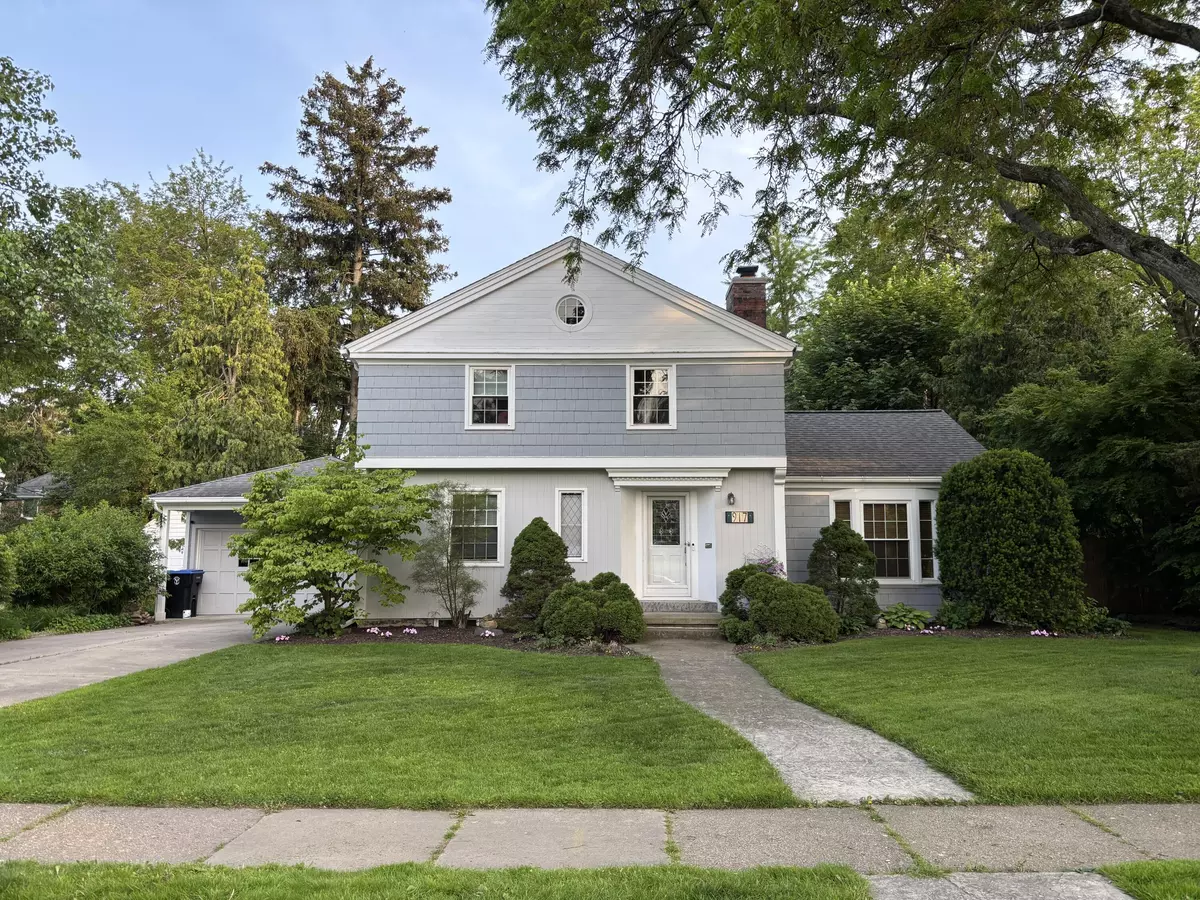 Ypsilanti, MI 48197,917 Woods Drive