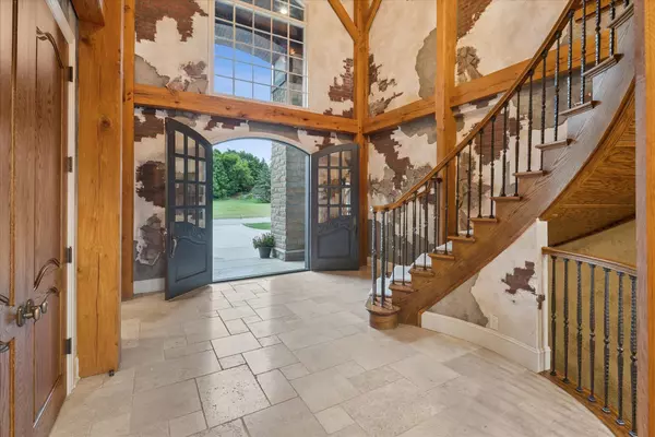 Fenton, MI 48430,4349 Island View Drive