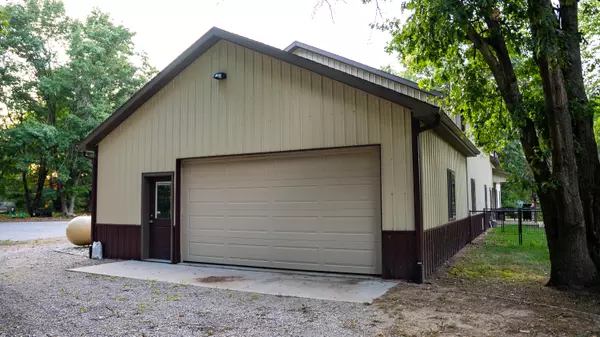 Lake, MI 48632,11752 N Brinton Rd Road