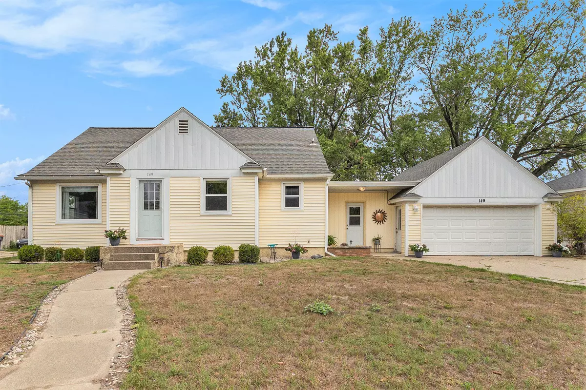 Holland, MI 49423,149 W 32nd Street
