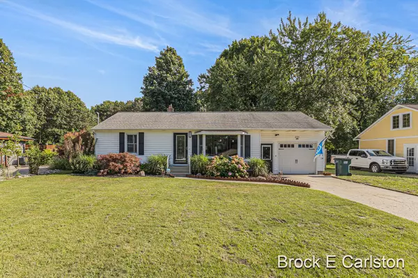 231 Aue Road, Norton Shores, MI 49441