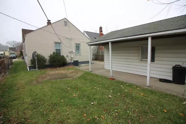Eastpointe, MI 48021,21826 Cushing Ave Avenue