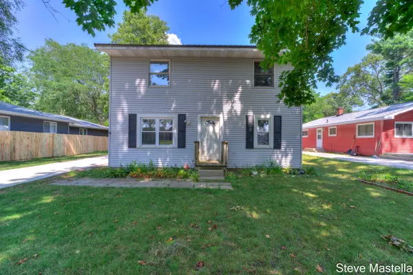 Whitehall, MI 49461,616 E Slocum Street