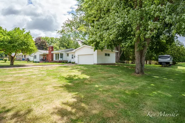 Coopersville, MI 49404,292 Cleveland W Street