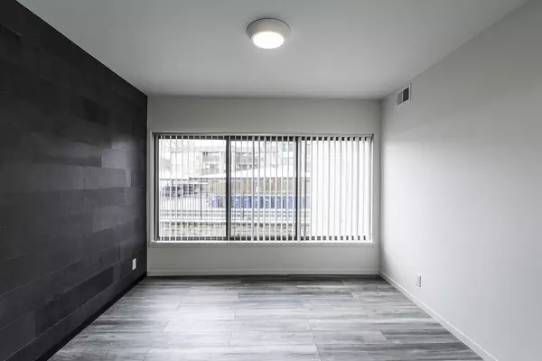 Ann Arbor, MI 48103,2124 Pauline Boulevard #205